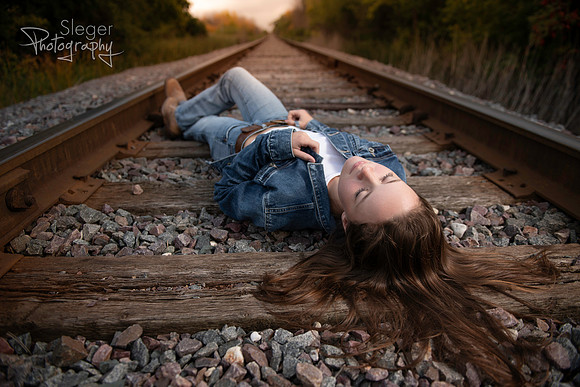 Green Bay De Pere Girl Senior Portraits