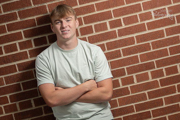 West De Pere Senior Portraits