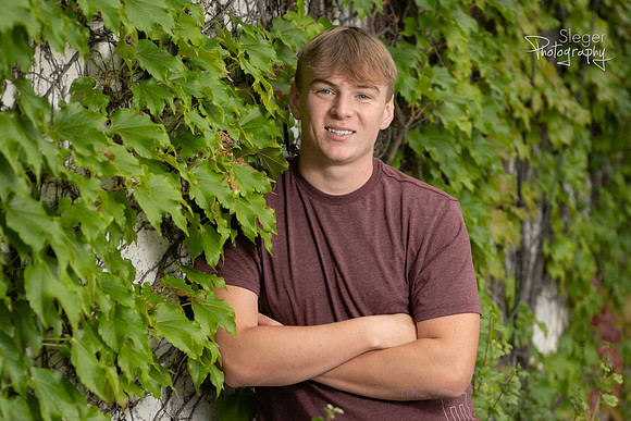 West De Pere Senior Portraits