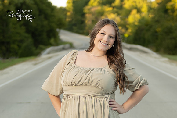 West De Pere Senior Portraits