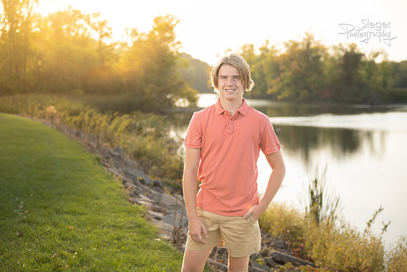 Manitowoc Lincoln Senior Pictures