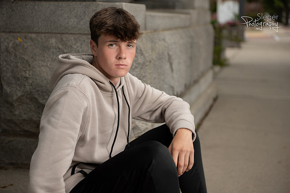 De Pere Senior Portraits