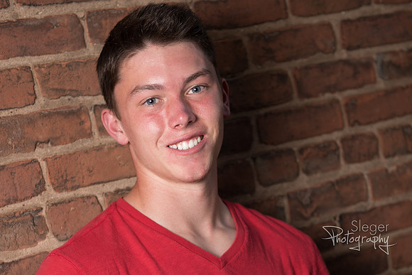 De Pere Senior Portraits