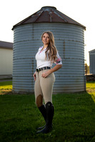 Green Bay De Pere Girl Horse Senior Portraits