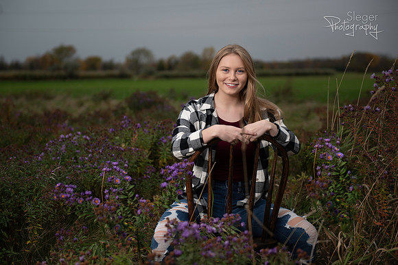 Green Bay De Pere Girl Senior Portraits
