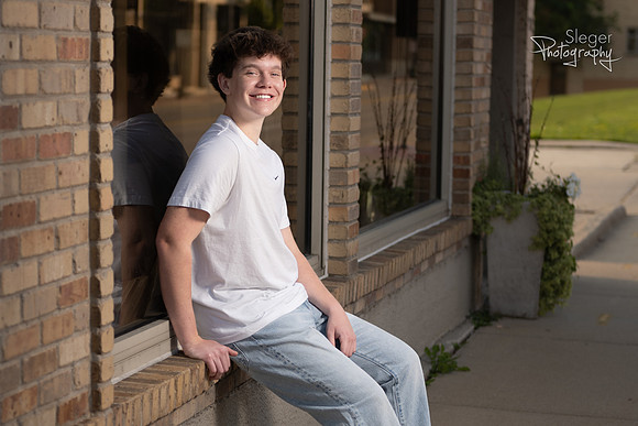 De Pere Senior Portraits