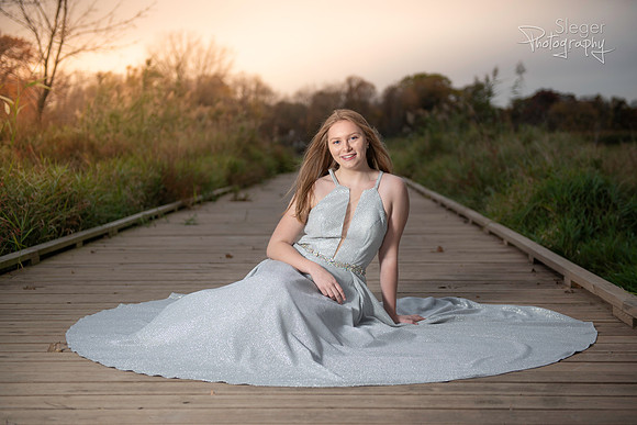 Green Bay De Pere Girl Senior Portraits
