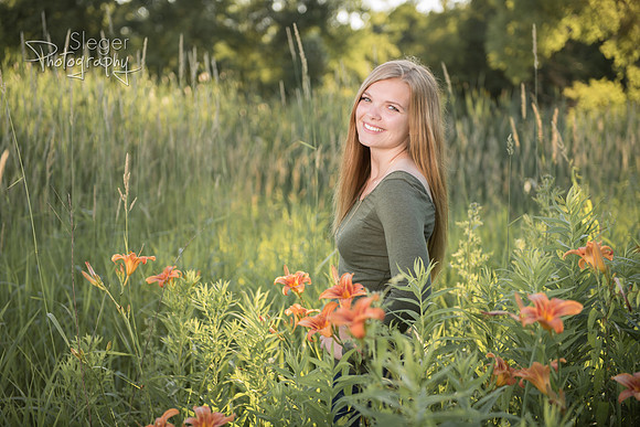 Menasha Senior Portraits