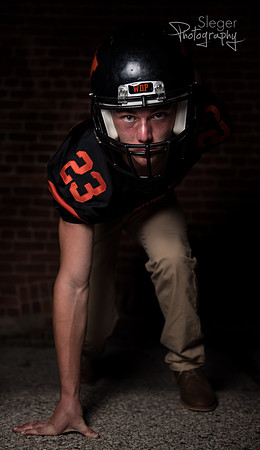 De Pere Senior Portraits Football