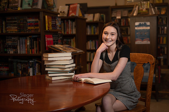 Bookstore Senior Portraits