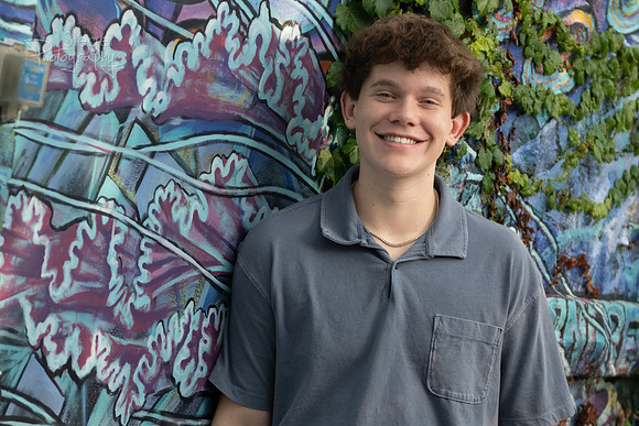 De Pere Senior Portraits