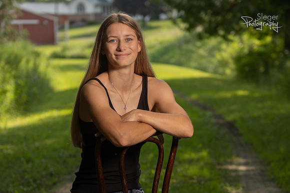 De Pere Senior Portraits