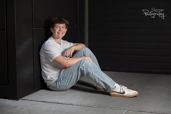 De Pere Senior Portraits