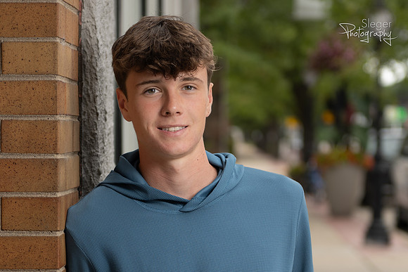 De Pere Senior Portraits