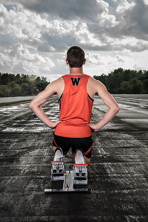 De Pere Senior Portraits  Track and Field